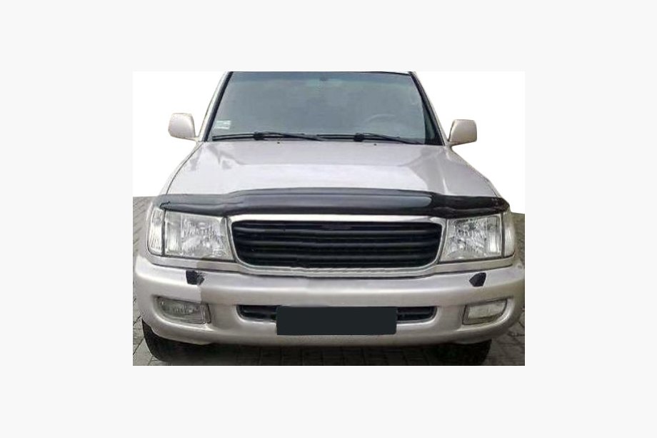 Toyota Land Cruiser 100 1998–2007 Motorkapdeflector (SIM) Image