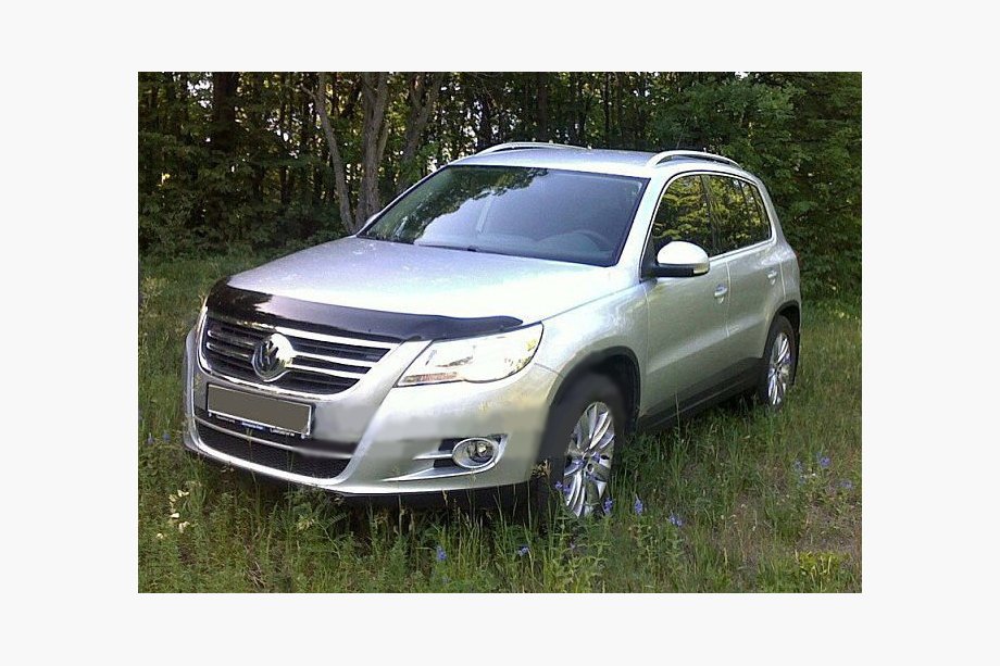 Volkswagen Tiguan 2007–2016 Motorkapdeflector (SIM) Image