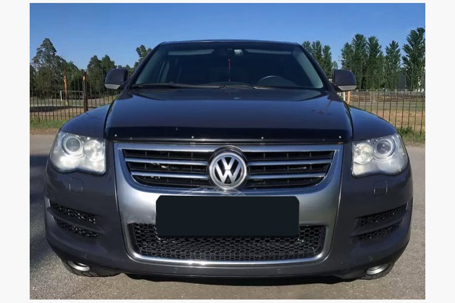 Volkswagen Touareg 2002–2010 Motorkapdeflector (SIM) Image