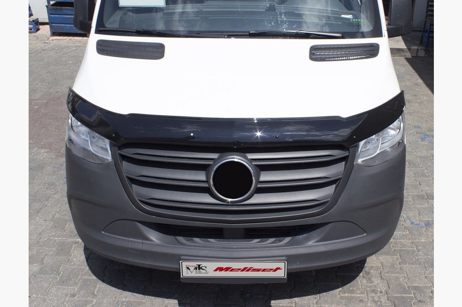 Mercedes Sprinter W907/W910 2018– Motorkapdeflector (EuroCap) Foto 8