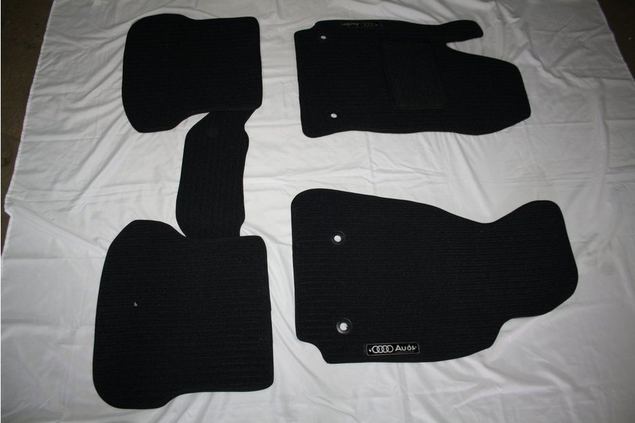 Audi 80/90 1987–1996 Textielen automatten voor interieur (Corona) Image