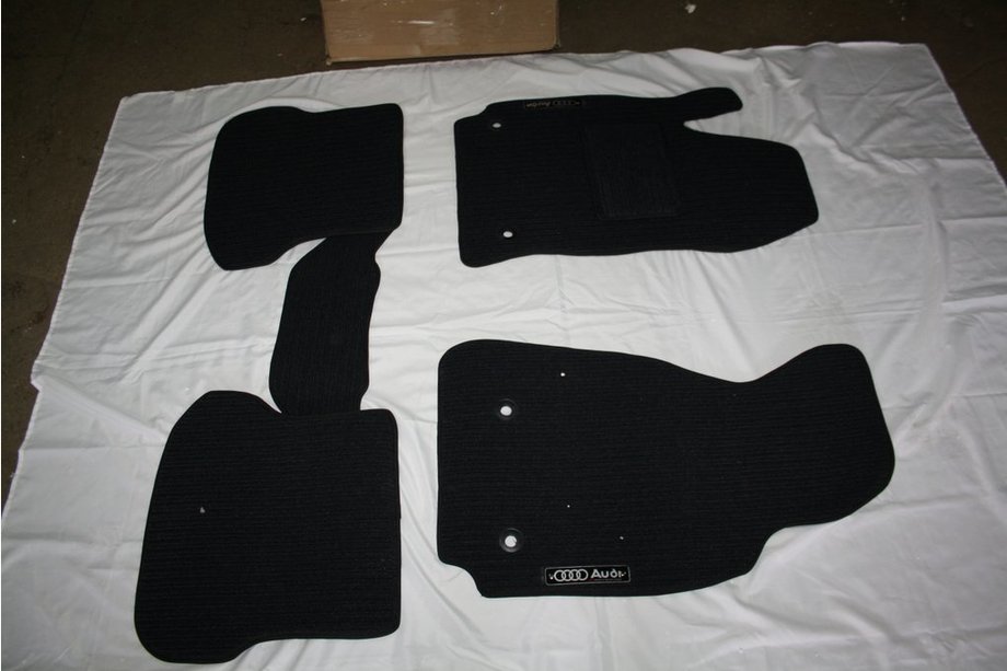 Audi A6 C5 1997–2001 Textielen automatten voor interieur (Corona) Image