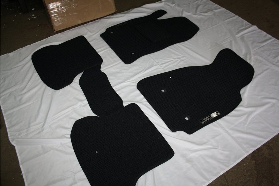 Audi A6 C5 2001–2004 Textielen automatten voor interieur (Corona) Image
