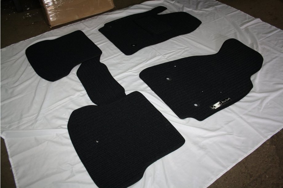 Audi A6 C6 2004–2011 Textielen automatten voor interieur (Corona) Image