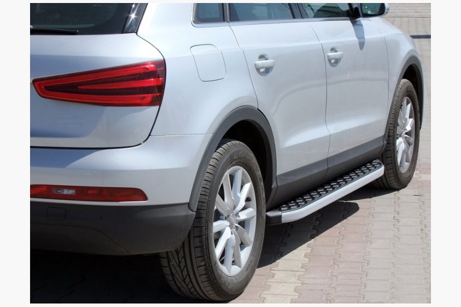 Audi Q5 2008–2017 BlackLine side steps (2 stuks, aluminium) Image