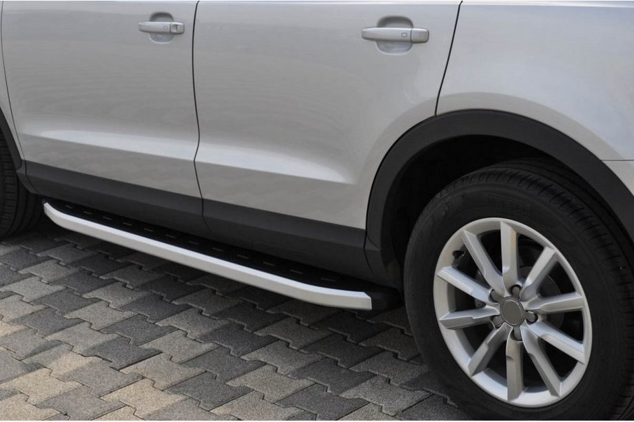 Audi Q3 2011–2019 Fullmond side steps (2 stuks, aluminium) Image