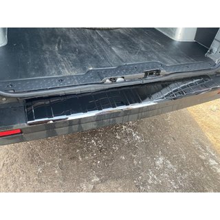 Achterbumper beschermlijst Zwart Chroom (RVS) foto 2