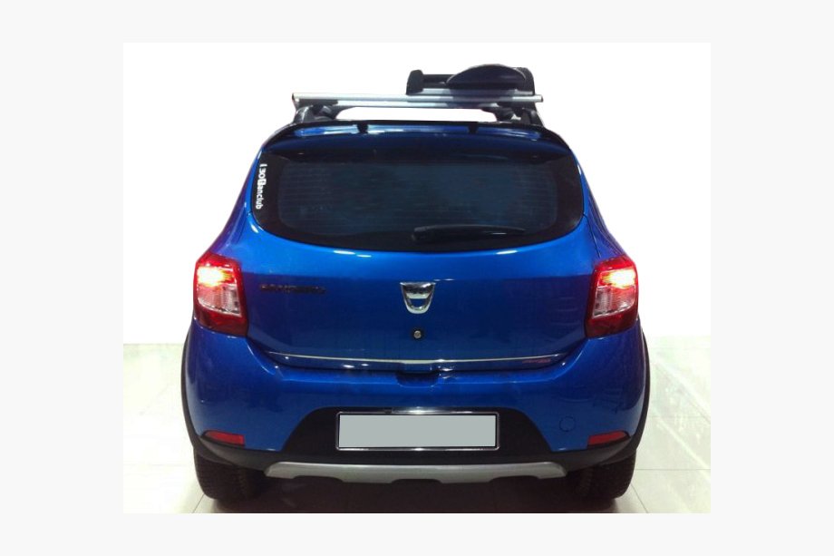 Dacia Sandero 2013–2020 Spoiler (spuitklaar) Image
