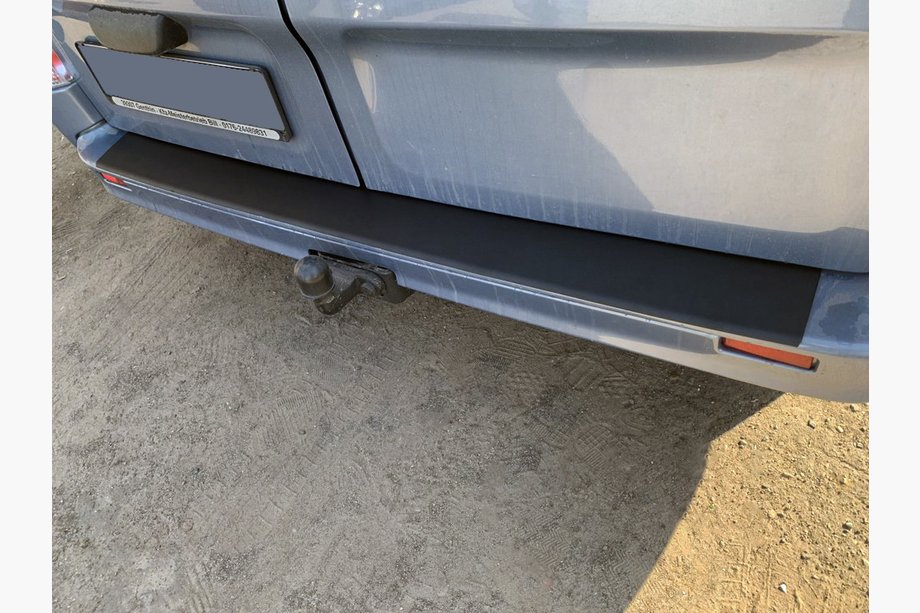 Renault Trafic 2001–2015 Achterbumperbeschermer DDU (ABS) Image