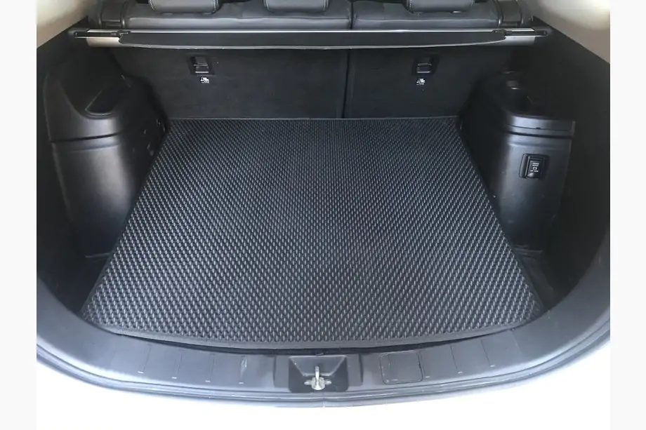 Mitsubishi Outlander 2012–2021 P-HEV EVA kofferbakmat (Zwart) Image