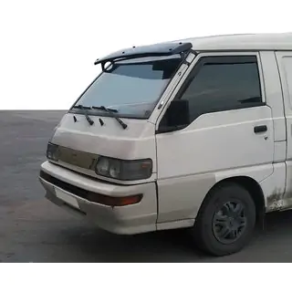 Zonneklep voor de voorruit Mitsubishi L300 1986–2013 foto 4