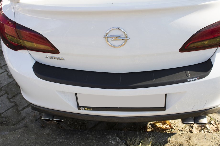 Opel Astra J 2009–2015 Achterbumper diffuser EuroCap (Sedan, ABS) Foto 1