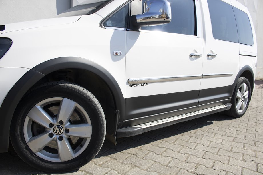 Volkswagen Caddy 2015–2020 Set sierlijsten en wielkastverbreders Image