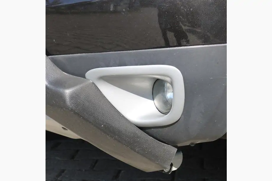 Dacia Duster 2008–2018 Mistlampomlijstingen 2008-2013 (2 stuks, ABS) Image