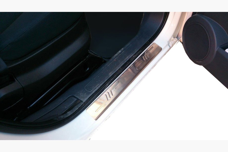 Fiat Fiorino/Qubo 2008–2024 OmsaLine instaplijsten (2 st., RVS) Image