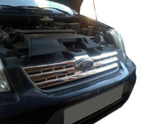 Ford Connect 2010–2013 RVS sierlijsten voor de voorgrille foto 1