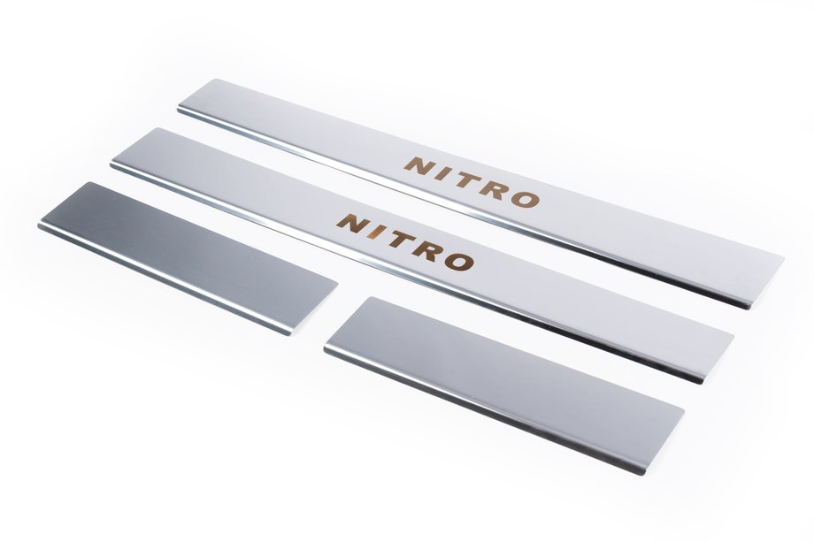 Dodge Nitro 2006–2011 Carmos dorpellijsten onderzijde (RVS) Image