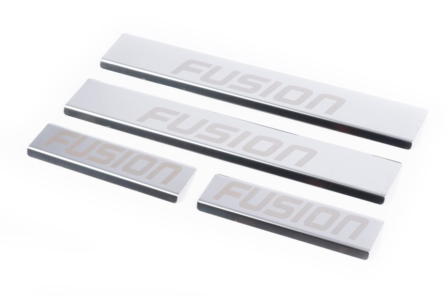 Ford Fusion 2002–2012 Carmos instaplijsten (4 stuks, RVS) Image