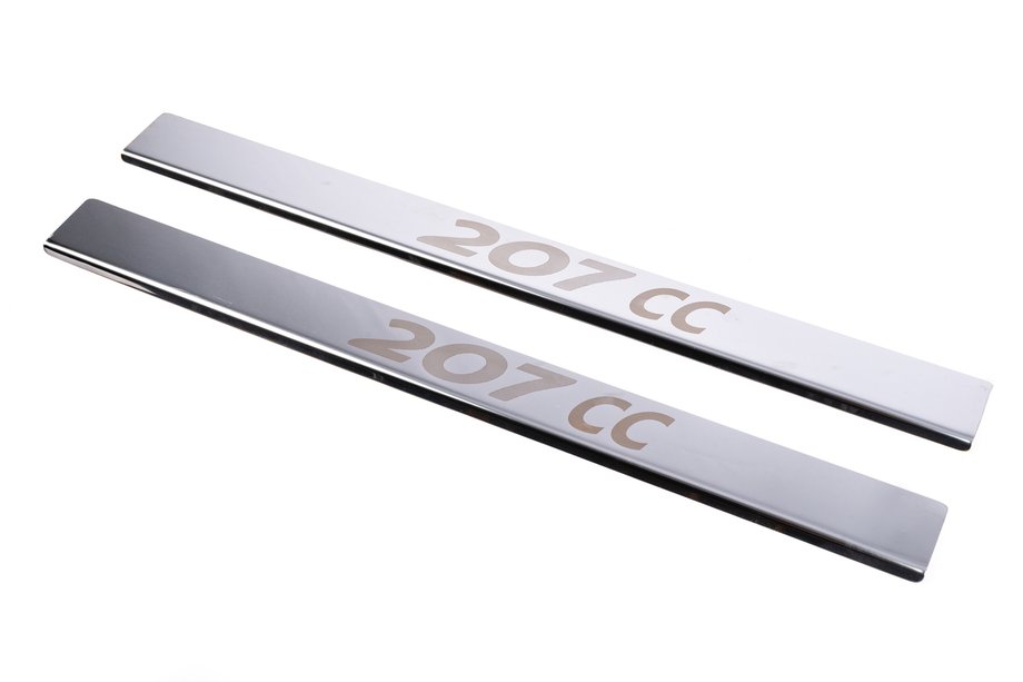 Peugeot 207 2006–2014 Carmos instaplijsten (2 stuks, RVS) Image
