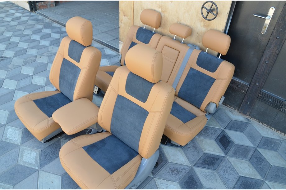 Toyota Land Cruiser 100 1998–2007 Autostoelhoezen (kunstleer/alcantara-look, Elite) Image