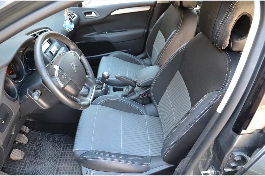 Citroen C-4 2010–2018 Autostoelhoezen SoyuzAuto Premium van kunstleer Image