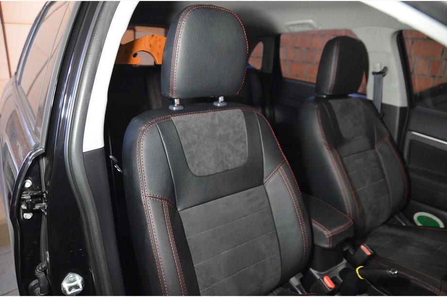 Mitsubishi ASX 2010–2023 SoyuzAuto stoelhoezen in leatherlook Image