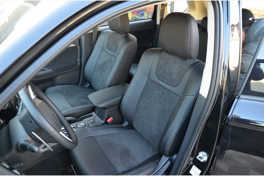 Mitsubishi Outlander 2012–2021 SoyuzAuto stoelhoezen in leatherlook Image