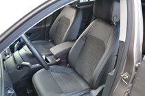 Volkswagen Passat B7 2012–2015 SoyuzAuto stoelhoezen in leatherlook foto 1
