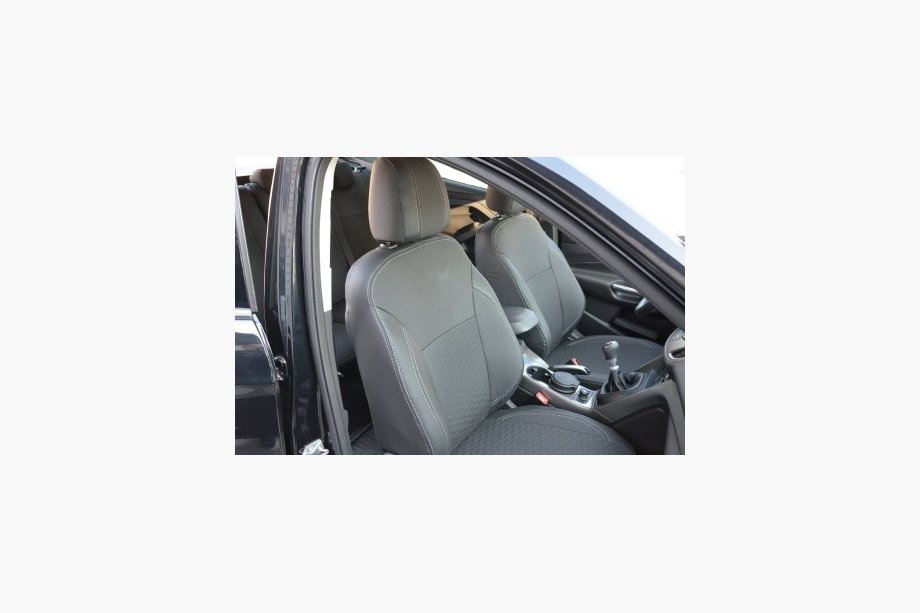 Ford Kuga/Escape 2013–2019 Autostoelhoezen (stof↗kunstleer, Premium) Image