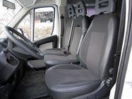 Renault Trafic 2015– Autostoelhoezen (stof + kunstleer, Premium) foto 1