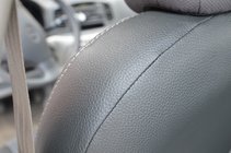 Hyundai Accent 2006–2010 Premium autostoelhoezen van eco-leer foto 3