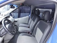 Nissan Primastar 2002–2014 Autostoelhoezen (kunstleer en stof, Premium) Voorstoelen 2+1 foto 3
