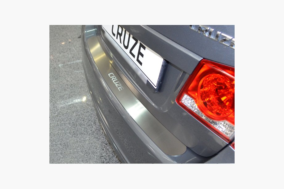 Chevrolet Cruze 2009–2015 Nataniko RVS achterbumper beschermlijst Sedan Image