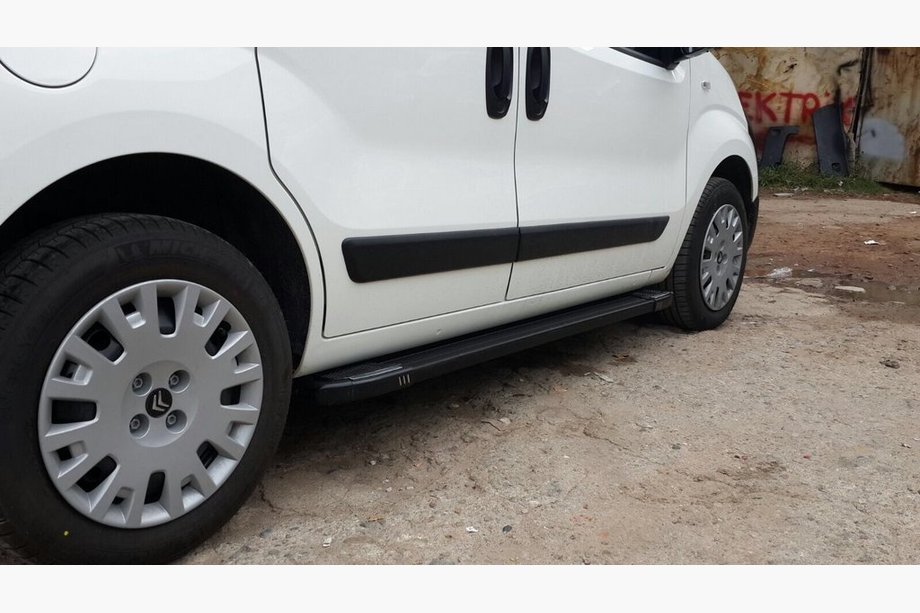 Citroen Nemo 2007–2017 Side steps Rainbow Black (set 2 st., aluminium profiel) Foto 6