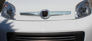 Fiat Fiorino/Qubo 2008–2024 Motorkaprand (kunststof) foto 1