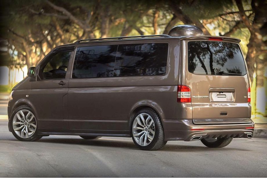 Volkswagen T5 Caravelle 2004–2010 Achterbumper onderlip Sport 2 (spuitklaar) Foto 2