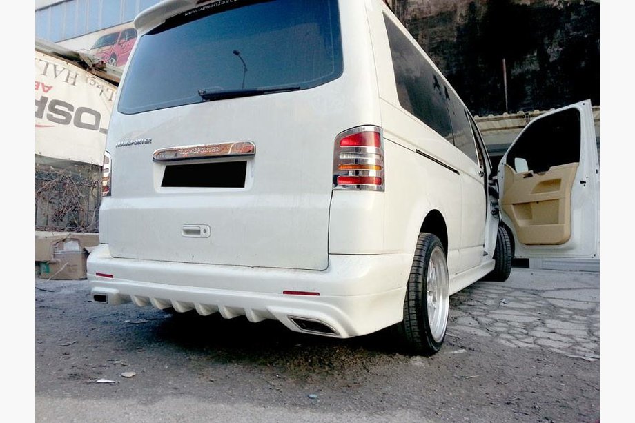 Volkswagen T5 Caravelle 2004–2010 Achterbumper onderlip Sport 2 (spuitklaar) Foto 3