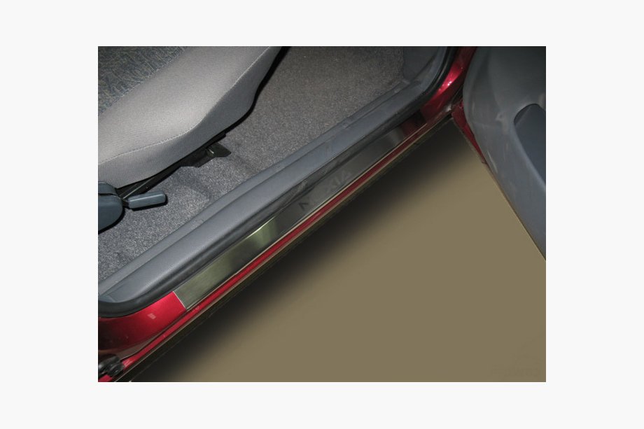 Daewoo Nexia 1995–2016 Nataniko instaplijsten (4 stuks, RVS) Image