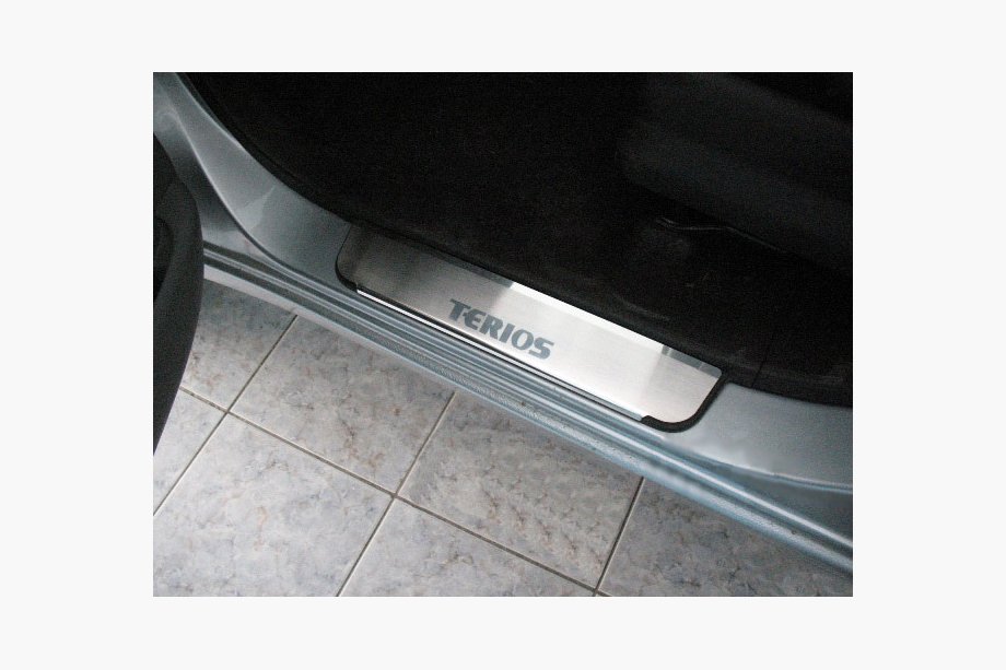 Daihatsu Terios 2006–2017 Instaplijsten Натаніка Преміум (4 stuks, RVS) Image