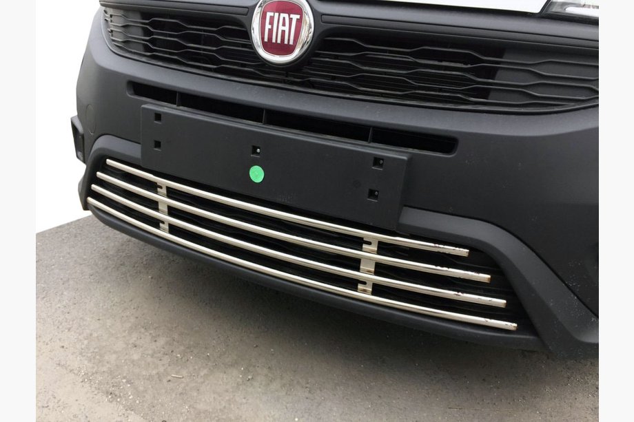 Fiat Doblo II 2010–2022 Bumperrooster 2014↗ (RVS) Image