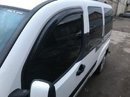Fiat Doblo I 2005–2010 Raamwindschermen (2 stuks, DDU) foto 3