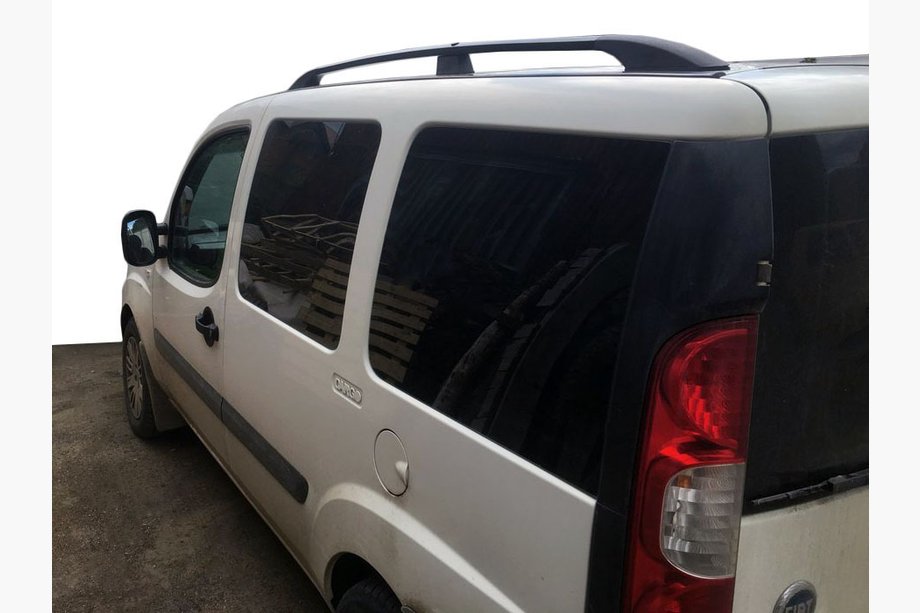 Fiat Doblo I 2001–2005 Zwarte dakrails Image