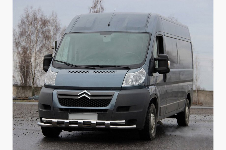 Peugeot Boxer 2006–2025 Voorste bullbar ST015 (RVS) Image