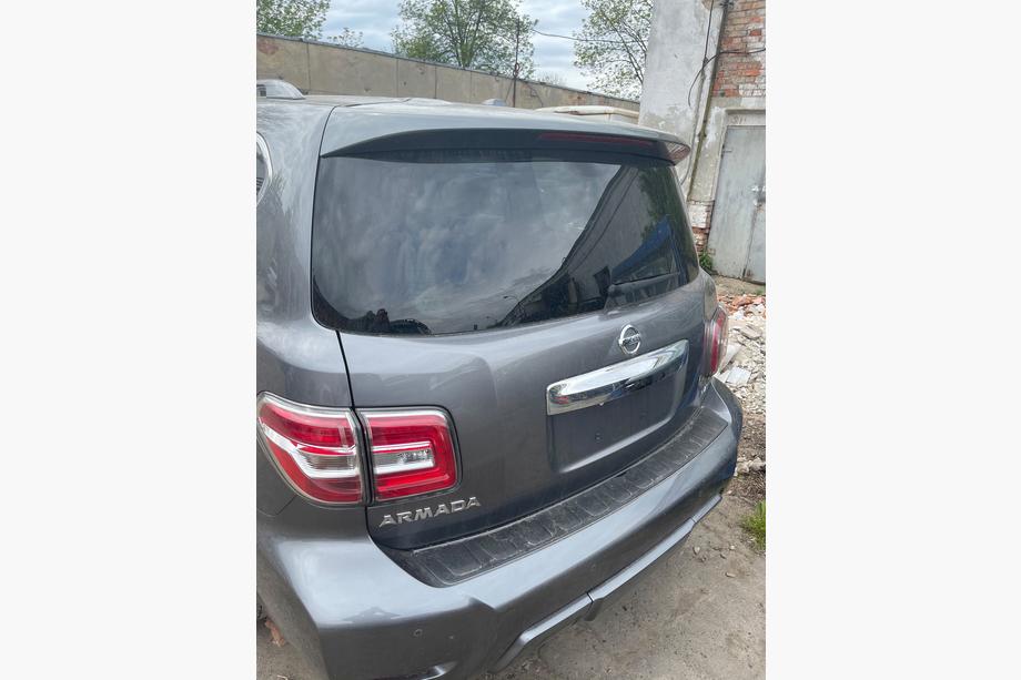 Nissan Patrol Y62 2010–2024 Kofferbakdeksel (origineel bouwjaar 2019) Image