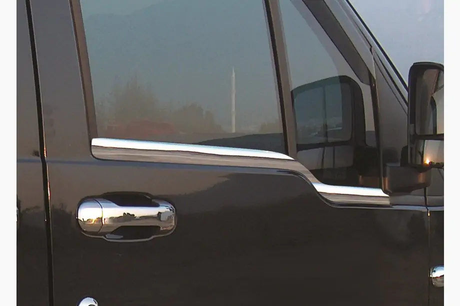 Ford Connect 2006–2009 Buiten raamomlijsting RVS (2-delig) Image