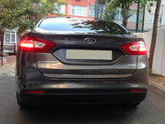 Ford Mondeo 2014–2022 Kofferbakrand (RVS) foto 1