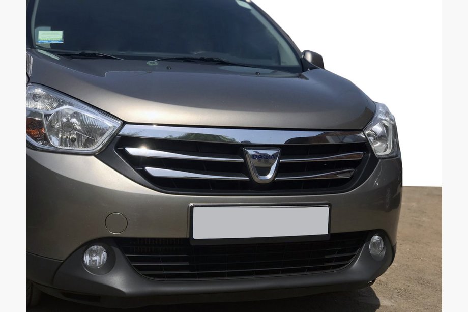 Dacia Lodgy 2012–2022 Grille sierlijsten (set van 4, RVS) Foto 1