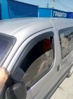 Peugeot Partner 1996–2008 Raamwindschermen zwart (2 stuks, DDU-Aomis) foto 3