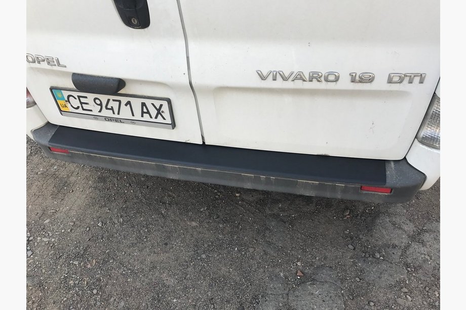 Opel Vivaro 2001–2015 Achterbumperbeschermer DDU (ABS) Foto 2