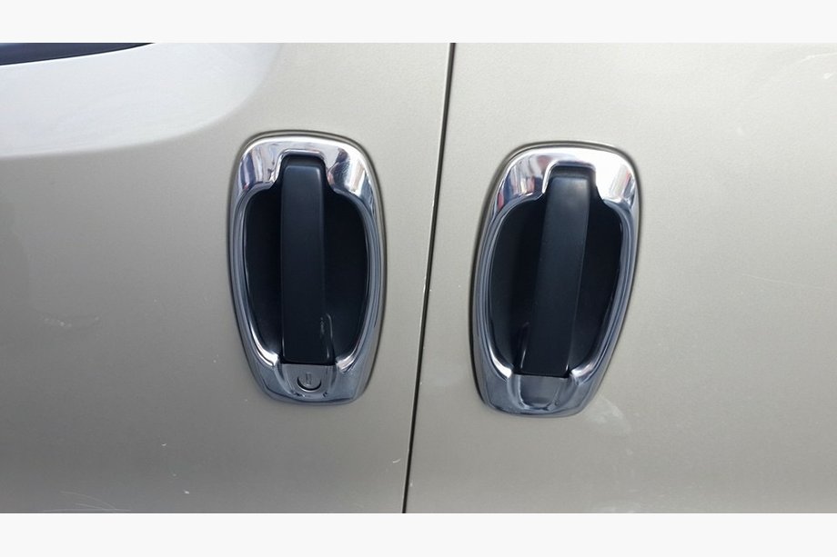 Fiat Doblo II 2010–2022 RVS deurgreep omlijsting (4 stuks) Carmos - Turks staal Image